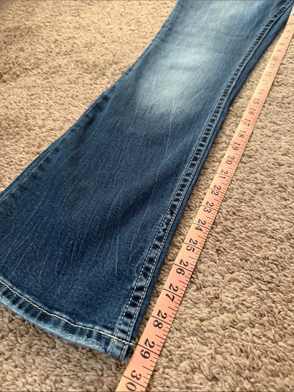 BKE Stella Low Rise Bootcut Jeans Distressed Blue Wash Sz 29R - Picture 10 of 12